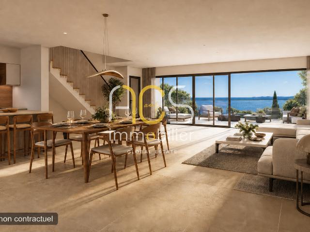 Sainte Maxime Duplex T5 de 149 m2 avec jardin et terrasse 200m de la plage