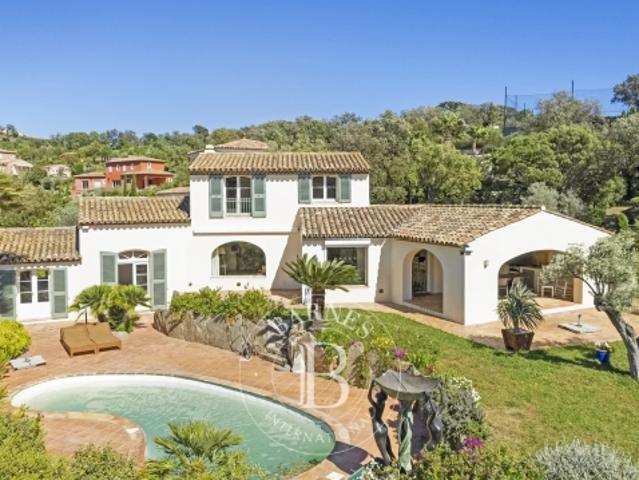 SAINTE MAXIME GOLF VILLA PROVENÇALE PISCINE