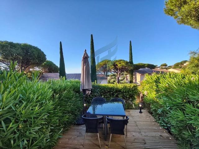 SAINTE MAXIME LA NARTELLE Studio vue mer plage