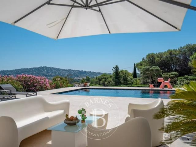 Sainte Maxime – Propriété de charme au cœur d'un domaine paysager de 5 000 m²