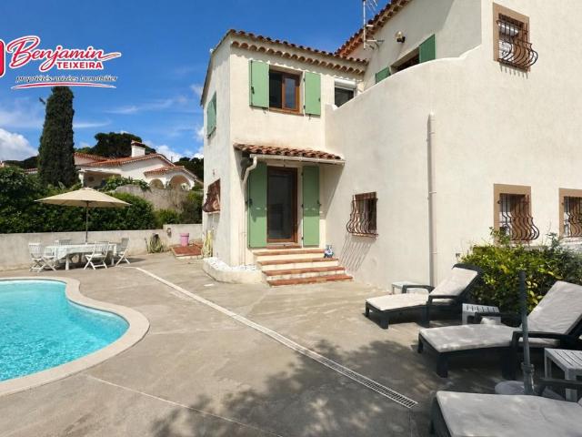 Sainte Maxime Vente Propriété/château 83