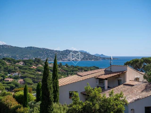 Sainte Maxime – Villa familiale rénovée avec vue dégagée et. 219m² Sainte Maxime