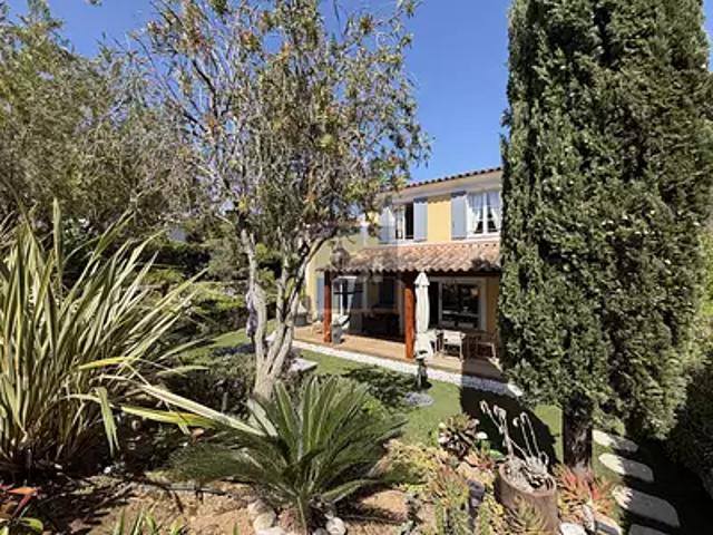 Sainte Maxime 83120 Achat / Vente maison 4 pièces t4 parking