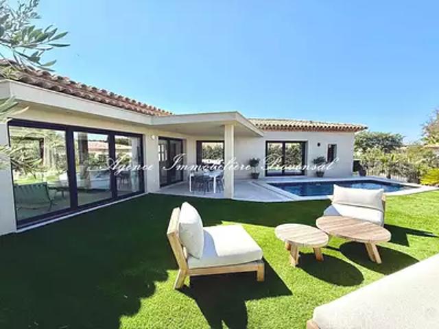 Sainte Maxime 83120 Achat / Vente maison 4 pièces t4 piscine parking