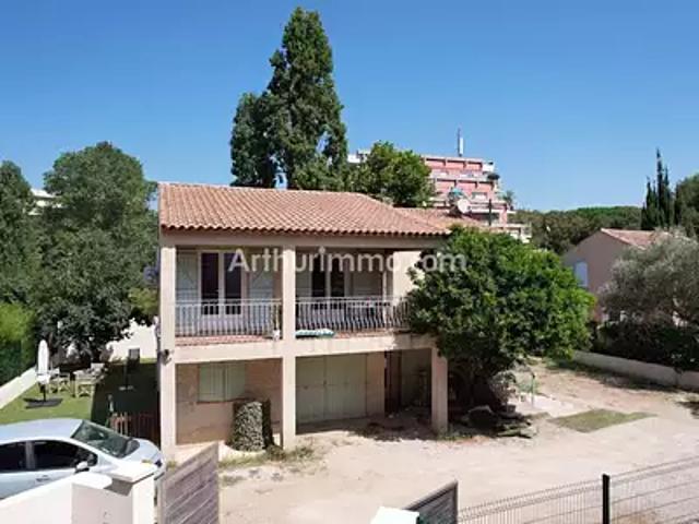 Sainte Maxime 83120 Achat / Vente maison 7 pièces t7