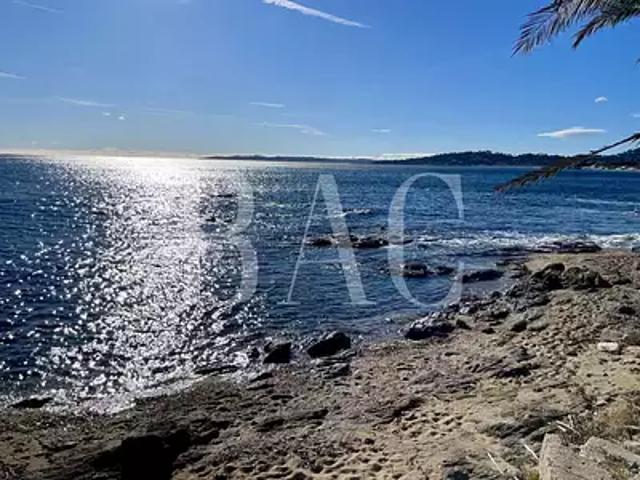 Sainte Maxime 83120 Achat / Vente maison 12 pièces t12 piscine