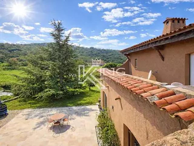 Sainte Maxime 83120 Achat / Vente maison 18 pièces t18 piscine terrasse
