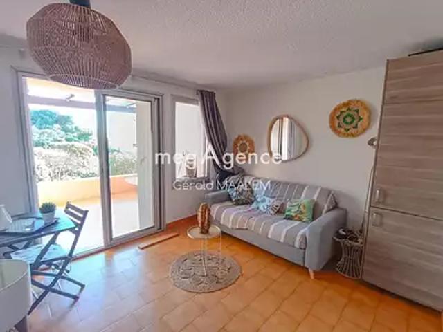 Sainte Maxime 83120 Achat / Vente appartement 1 pièce t1 terrasse