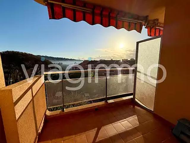 Sainte Maxime 83120 Achat / Vente appartement 2 pièces t2 cave parking