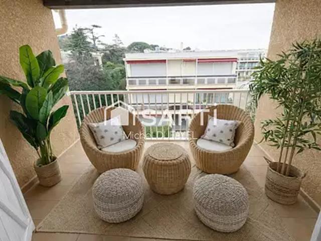 Sainte Maxime 83120 Achat / Vente appartement 2 pièces t2 parking