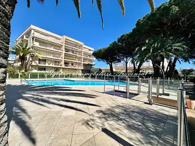 Sainte Maxime 83120 Achat / Vente appartement 3 pièces t3 piscine terrasse