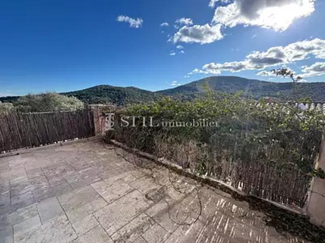 Sainte Maxime 83120 Achat / Vente appartement 3 pièces t3 terrasse parking