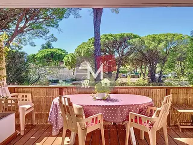 Sainte Maxime 83120 Achat / Vente appartement 3 pièces t3 terrasse parking
