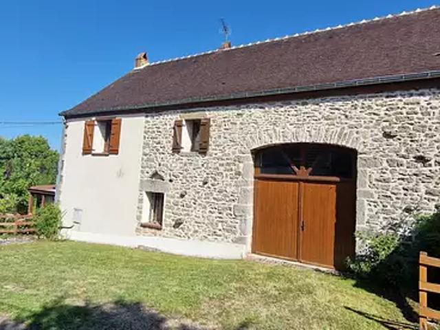 Sainte Magnance 89420 Achat / Vente maison 5 pièces t5 au dernier étage cave