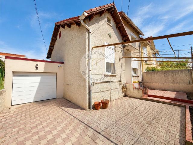 SAINTE MARGUERITE: MAISON DE CARACTÈRE AVEC PISCINE EMPLACEMENT D'EXCEPTION !