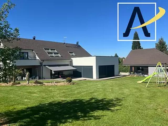 Sainte Marie 25113 Achat / Vente maison 7 pièces t7 piscine parking