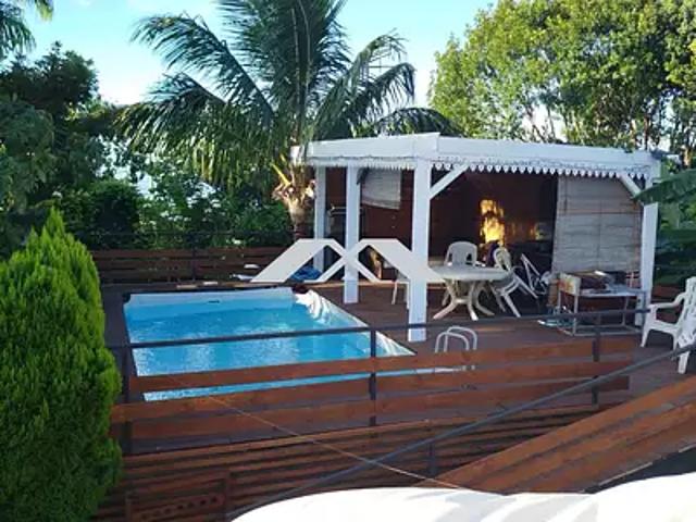 Sainte Marie 97438 Achat / Vente maison 4 pièces t4 piscine parking