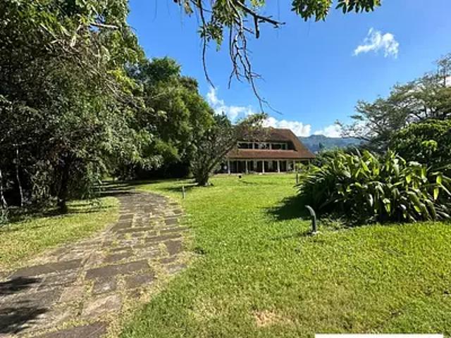 Sainte Marie 97438 Achat / Vente maison 8 pièces t8 piscine
