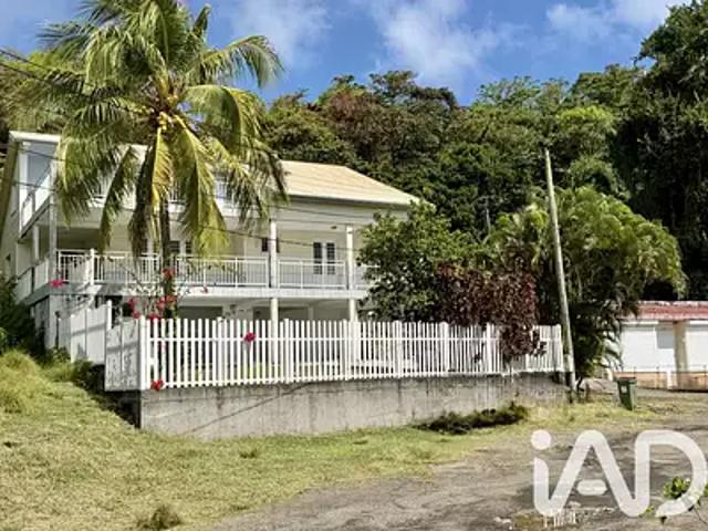 Sainte Marie 97230 Achat / Vente maison 5 pièces t5 parking