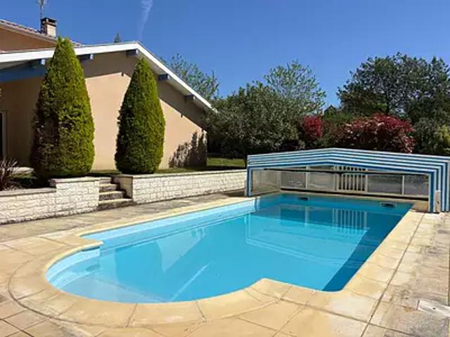 Sainte Marie de Gosse 40390 Achat / Vente maison 5 pièces t5 au dernier étage piscine