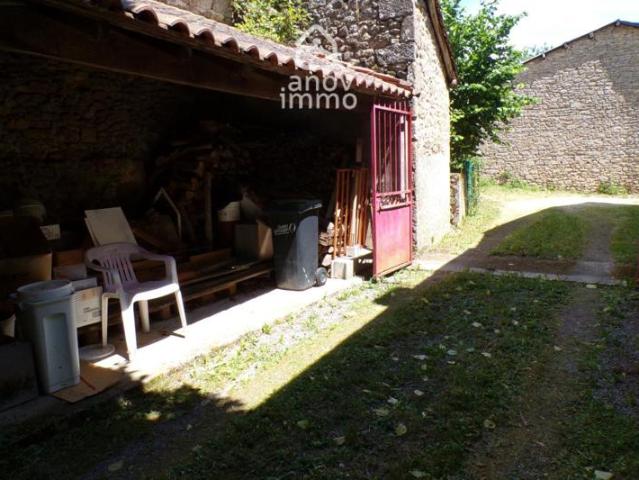 SAINTE MARIE DE VAUX 87420 MAISON DE VILLAGE 5 CHAMBRES