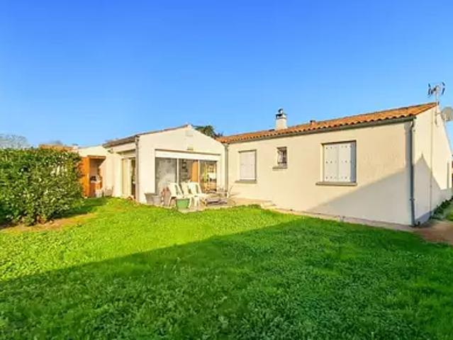 Sainte Soulle 17220 Achat / Vente maison 4 pièces t4 jardin terrasse