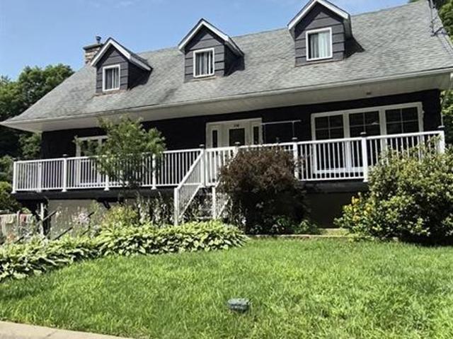 Sainte Sophie – Appartement 4 1/2 à louer – Sous sol de maison