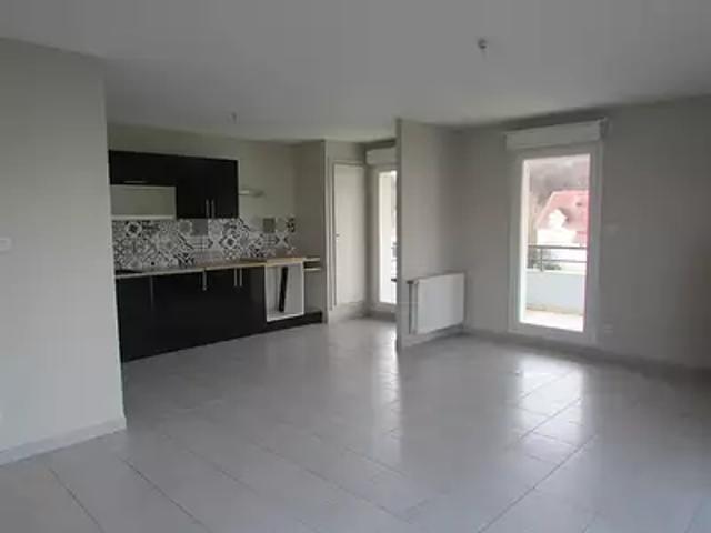 Sainte Suzanne 25630 Achat / Vente appartement 3 pièces t3