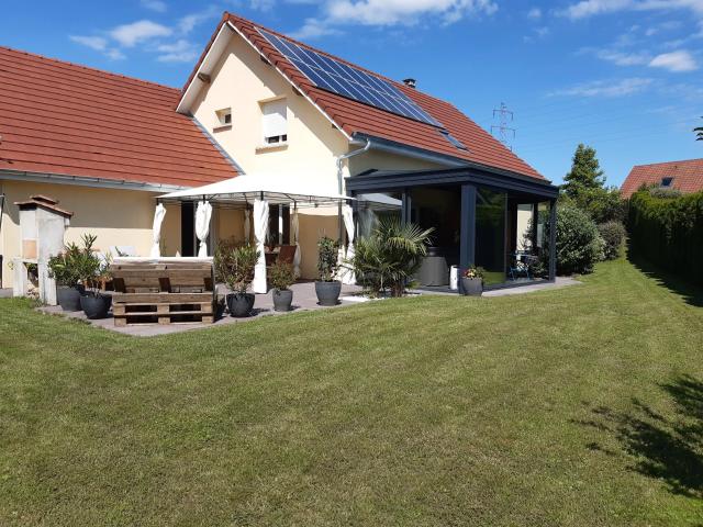 SAINTE SUZANNE SUPERBE ENVIRONNEMENT