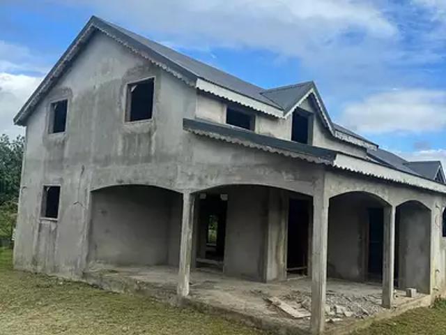 Sainte Rose 97115 Achat / Vente maison 8 pièces t8