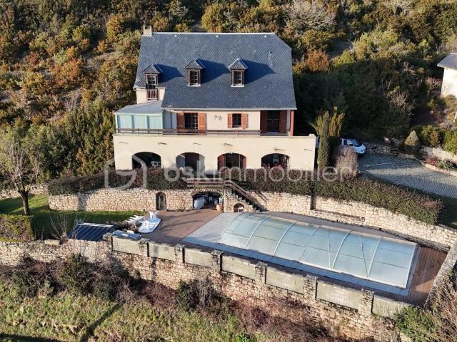 Sainte Radegonde, 5 chambres, piscine, grand terrain et garage