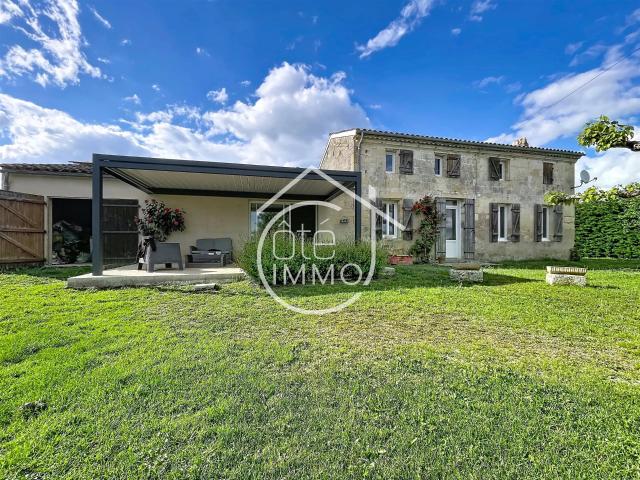 Sainte Terre: Maison de caractère en pierre 188m² Sainte Terre