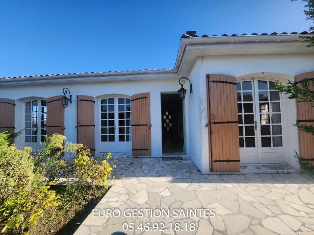 SAINTES MAISON T5 AVEC GARAGE ET JARDIN
