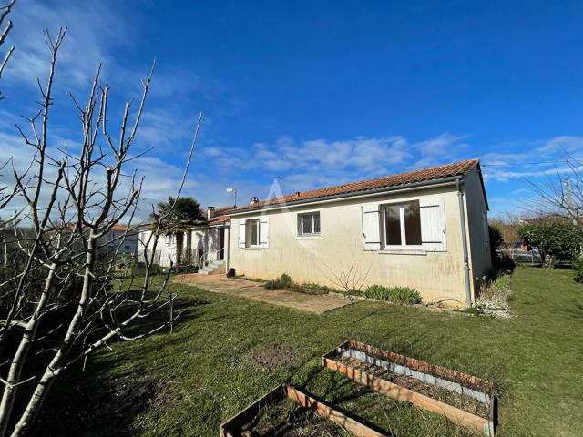 Saintes Location Maison 17