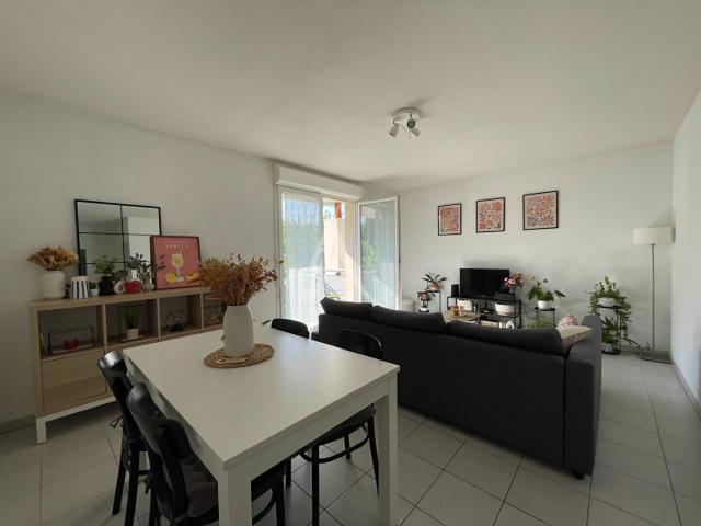 Saintes Location Appartement 17