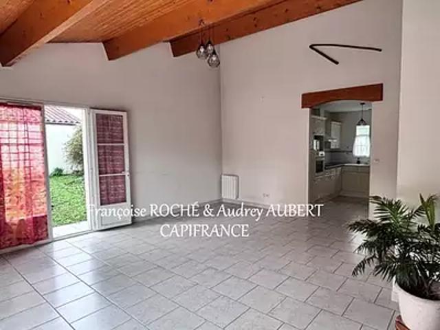 Saintes 17100 Achat / Vente maison 4 pièces t4 jardin terrasse