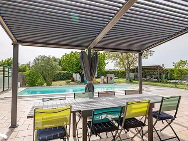 Saintes 17100 Achat / Vente maison 6 pièces t6 parking