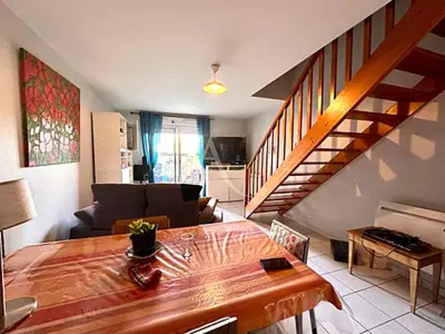 Saintes 17100 Achat / Vente appartement 3 pièces t3 terrasse cave