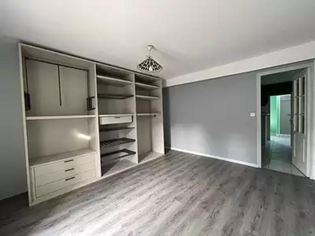 Saintes 17100 Location appartement 1 pièce t1