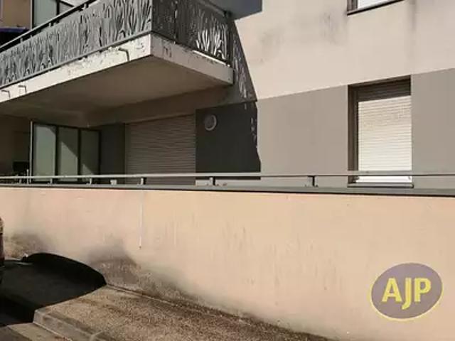 Saintes 17100 Location appartement 2 pièces t2