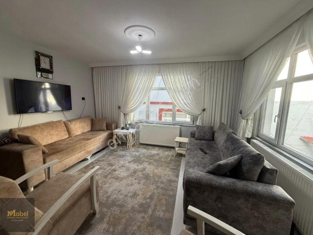 Sakarya Mah Şifa Tıp Merkezinin Üst Tarafında Satılık 3+1 Daire