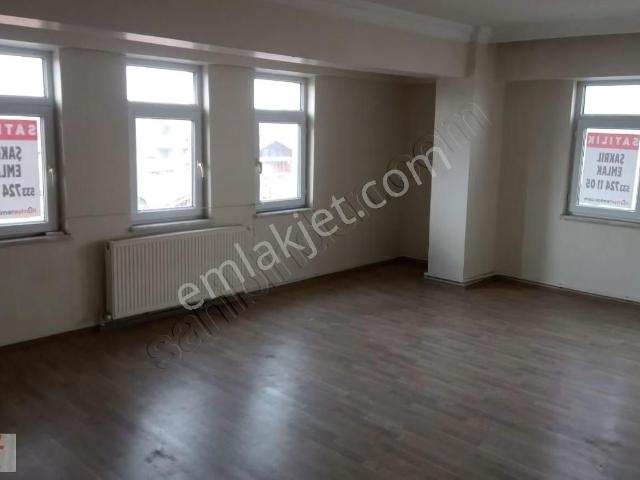 Sakarya Adapazarı Merkeze Yakın 3+1 Satılık Daire