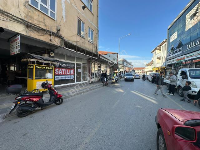 Sakarya Akyazı'da Satılık 4 Adet Dükkan Ve 1 Adet Depo