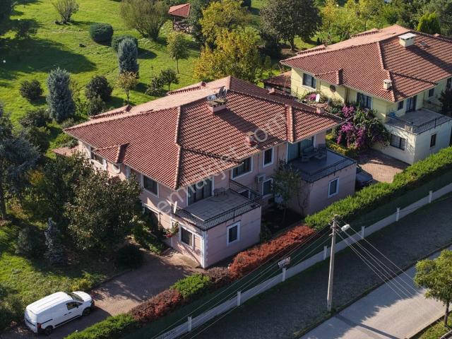 Sakarya Çark Konaklarında Satılık Lüks Villa