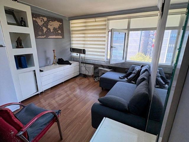 JÜPİTER GAYRİMENKUL'DEN SAKARYA CADDESİ ALİ NAZMİ İŞHANINDA İÇİ YAPILI MASRAFSIZ OFİS