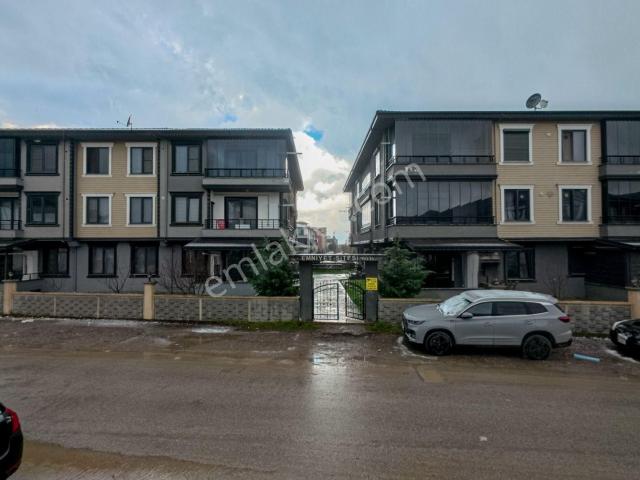 Sakarya Karasu Kabakoz Mah De Bahçe Dairesi 3+1 Ayrı Mutfak