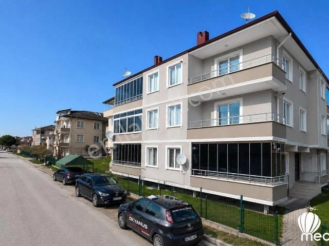 Sakarya Karasu Sahil’de Denize Yakın Ara Kat 2+1 Fırsat Daire