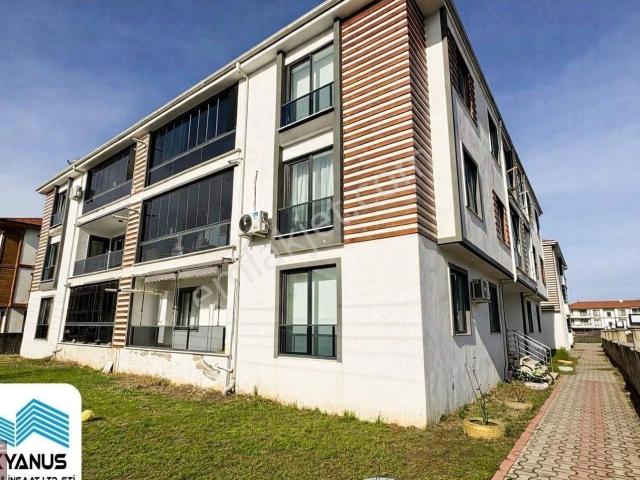 Sakarya Karasu'da Geniş Oturuma Sahip 3+1 Yüksek Giriş Daire Fırsatı