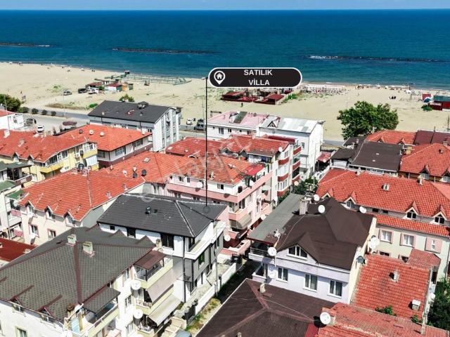 Sakarya Karasu'da Geniş Ve Ferah Yaşam Alanı 4+1 Villa
