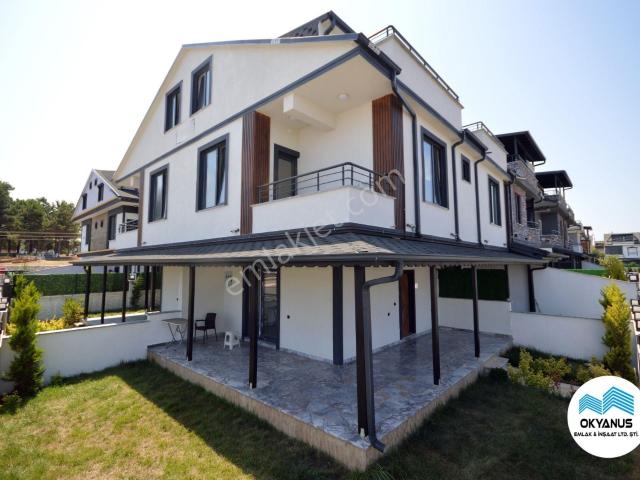 Sakarya Kocaali’de Geniş Bahçesi İle Satışta 3+1 Satılık Villa